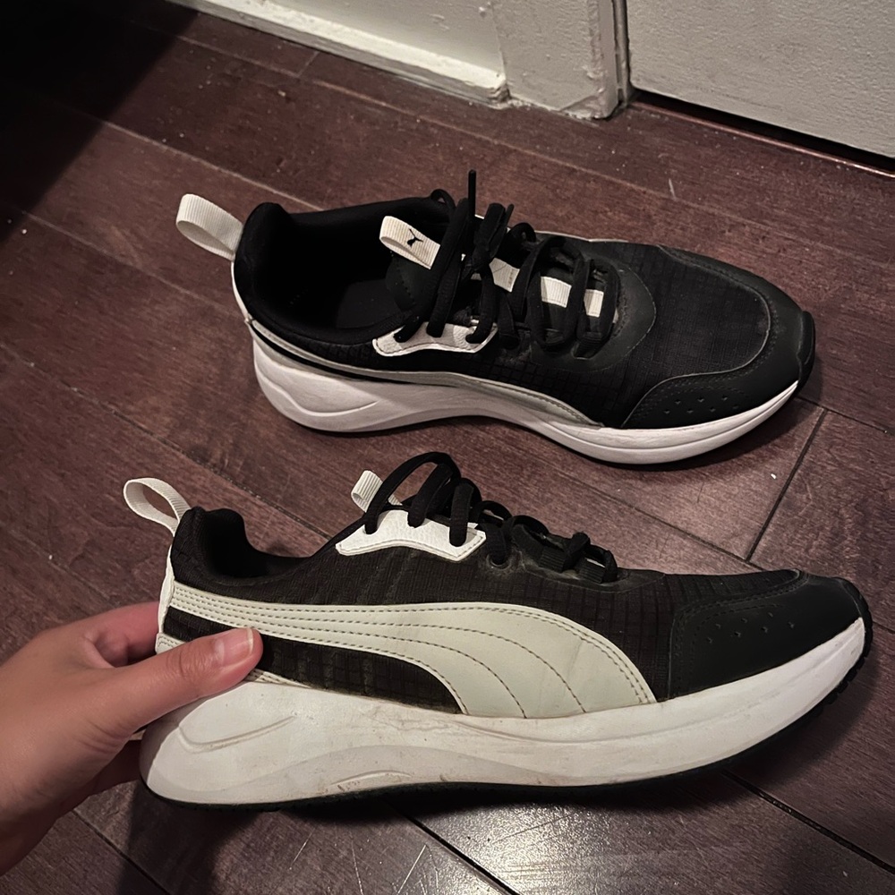 Puma Black and White Sneakers size 8 Womens